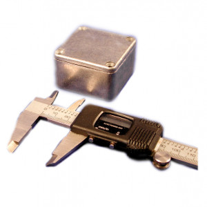 HAMMOND Diecast Aluminum Project Box