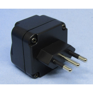 PHILMORE World Travel Adapter to Italy 3 Prong Grounded Plug
